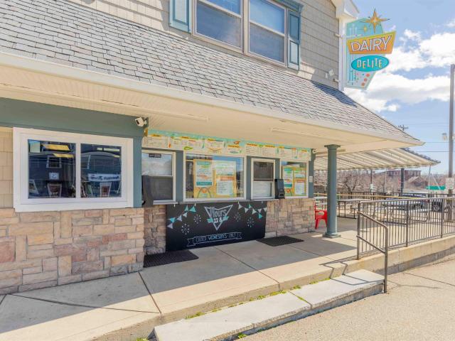Commercial for sale in Berwick, Maine