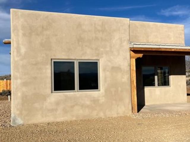 House for sale in El Prado, New Mexico