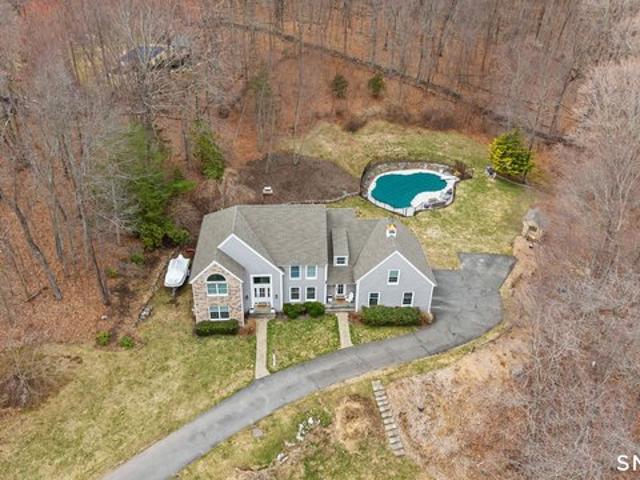 House for sale in New Fairfield, Connecticut