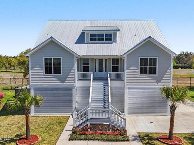 House for sale in Pass Christian, Mississippi