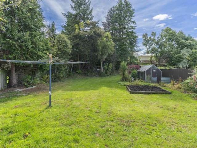 House for sale in Otakou