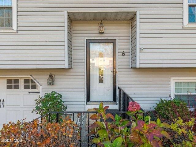 House for sale in Albany, New York