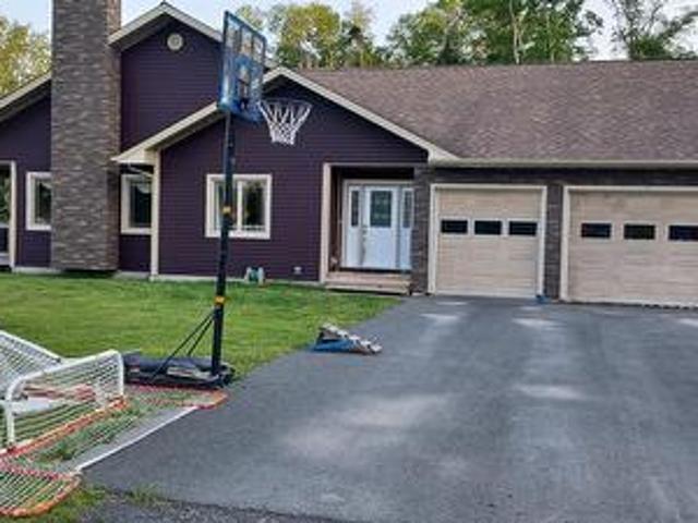 House for sale in Newfoundland And Labrador
