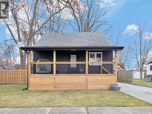House for sale in Chatham–kent, Ontario