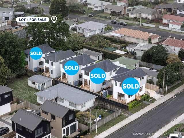 House for sale in Henderson, Henderson-Massey