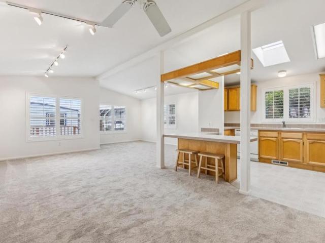 House for sale in Accent Homes Mobile Home Park, Half Moon Bay