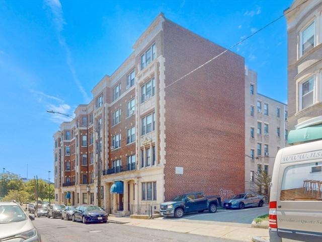 Condo for sale in Boston, Massachusetts