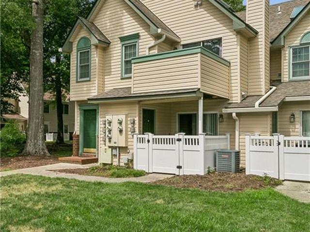 Condo for sale in Virginia