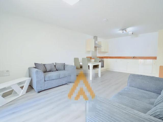 Studio for rent in Stirchley, Birmingham