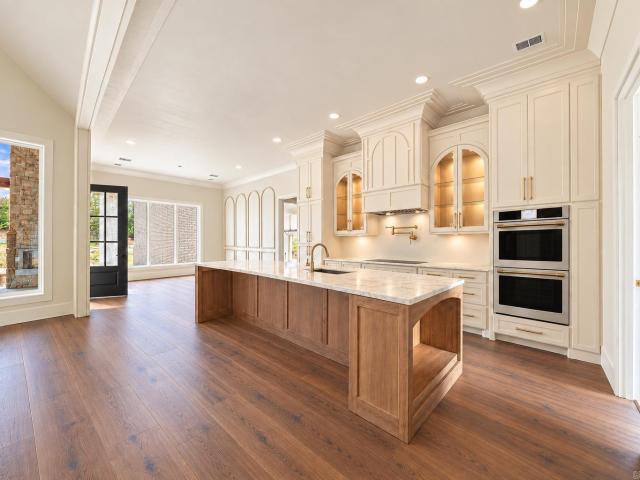 House for sale in Greenbrier, Faulkner County