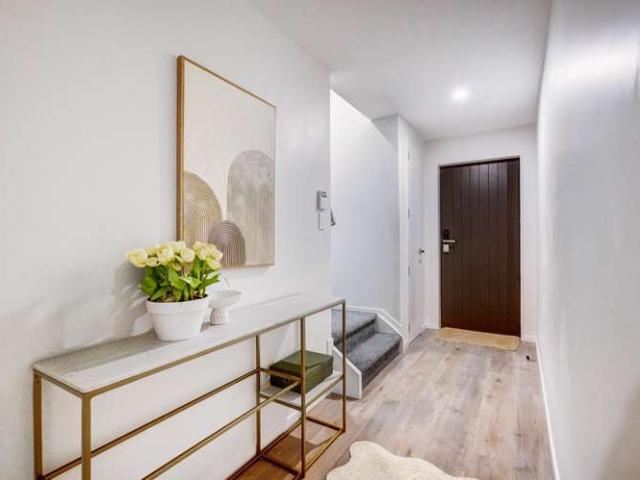 Townhouse for sale in Mount Roskill