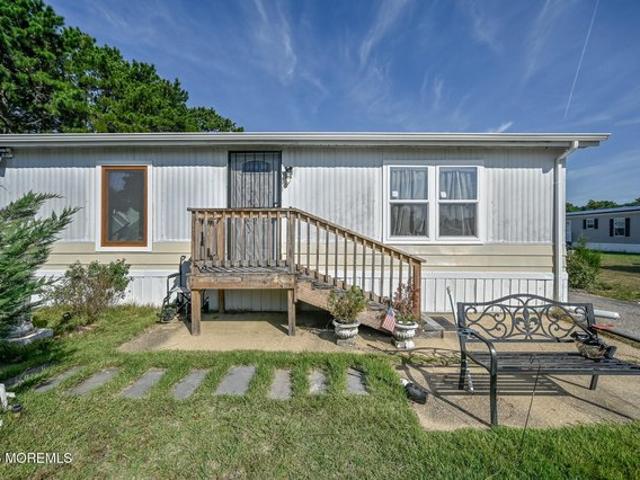 House for sale in Whiting, Manchester Township