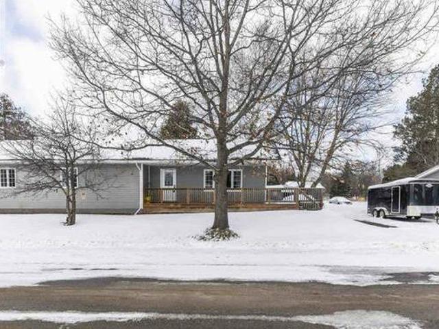 House for sale in Sault Sainte Marie, Ontario