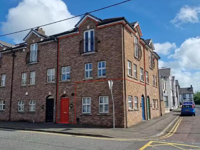 House for sale in Moneygold, Connacht