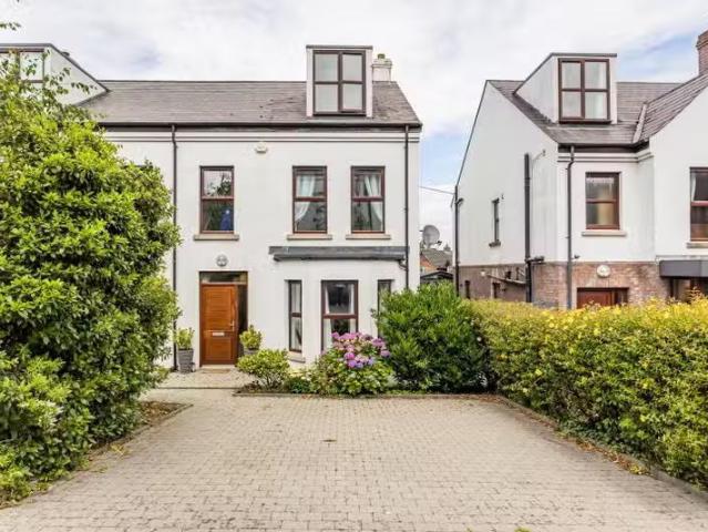 House for sale in Burnside, Ulster