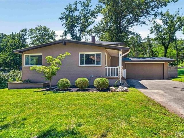 House for sale in Creve Coeur, Missouri