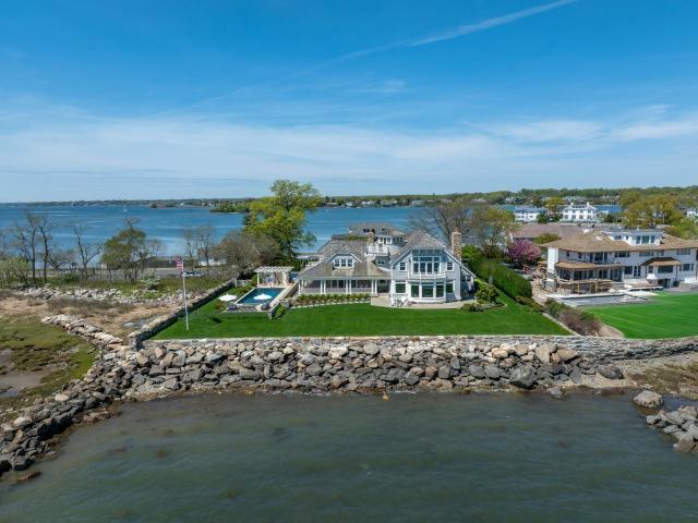 House for sale in Old Greenwich