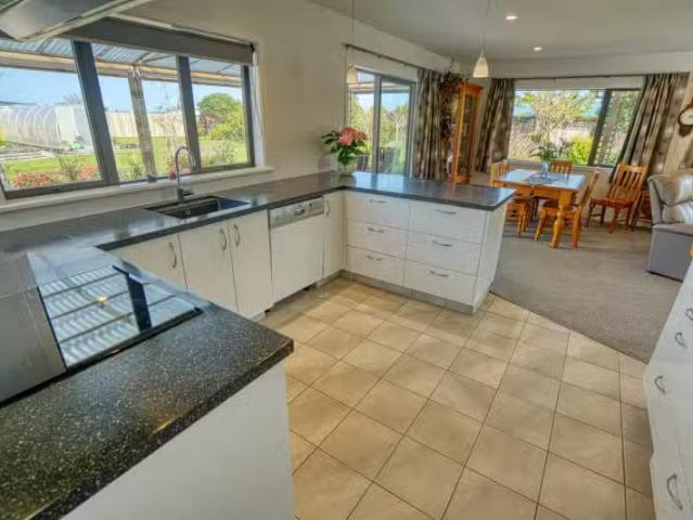 House for sale in West Coast