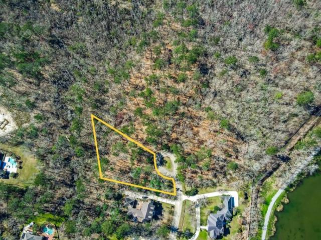 Land for sale in Mandeville, Louisiana