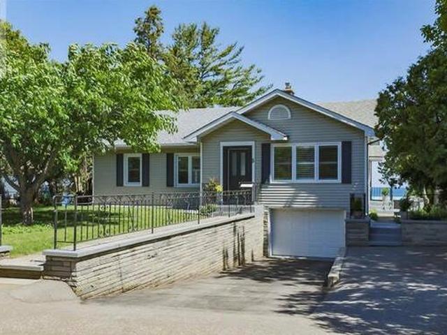 House for sale in Ancaster, Ontario