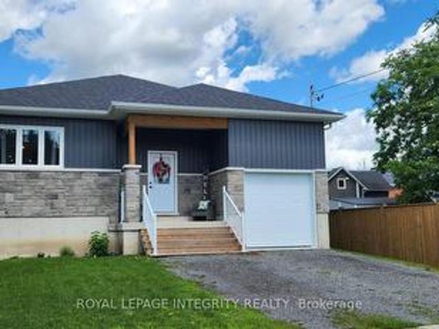 House for sale in Lansdowne, Ontario