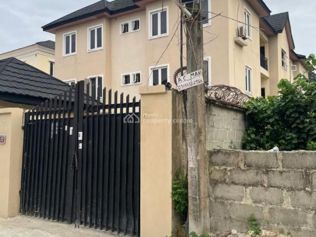 Flat for sale in Eti Osa, Lagos