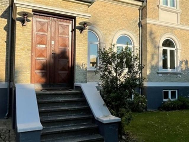 Hus til leje i Charlottenlund, Brøndby