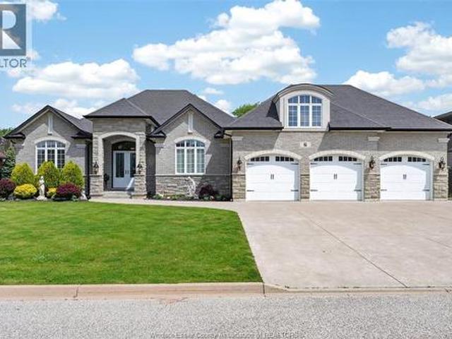 House for sale in Kingsville, Ontario