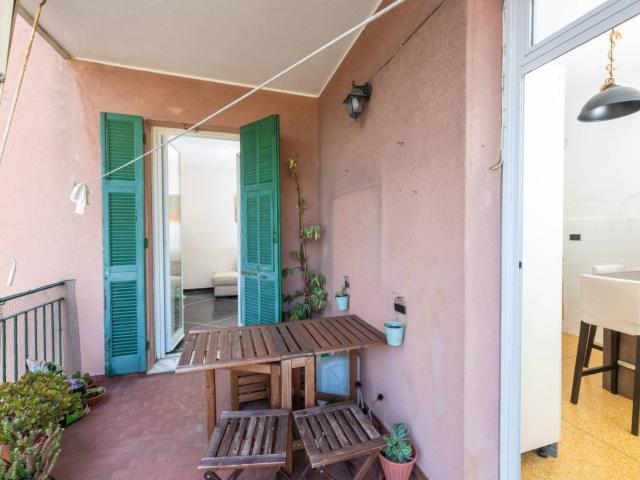 Appartamento in affitto a Levante, Serra Riccò