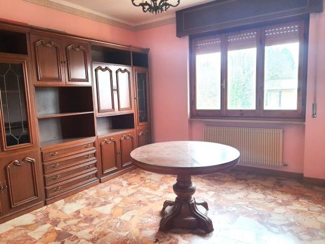 Appartamento in vendita a Busalla, Liguria