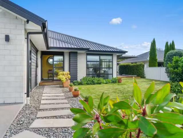House for sale in Whakamarama, Bay Of Plenty
