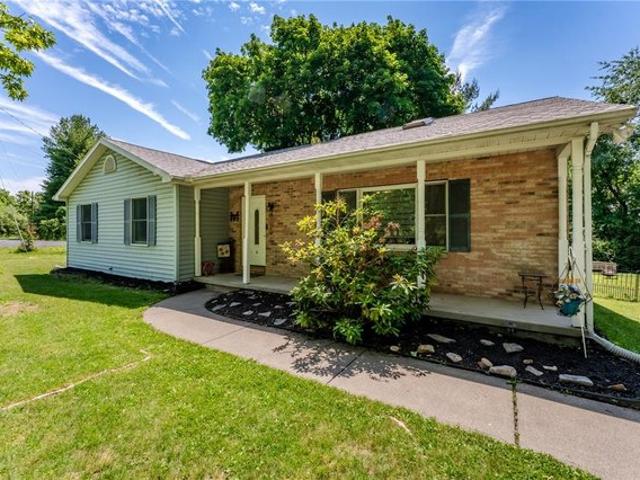 House for sale in Walnutport, Pennsylvania