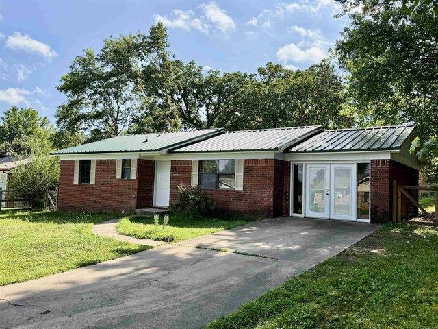 House for sale in Ark
