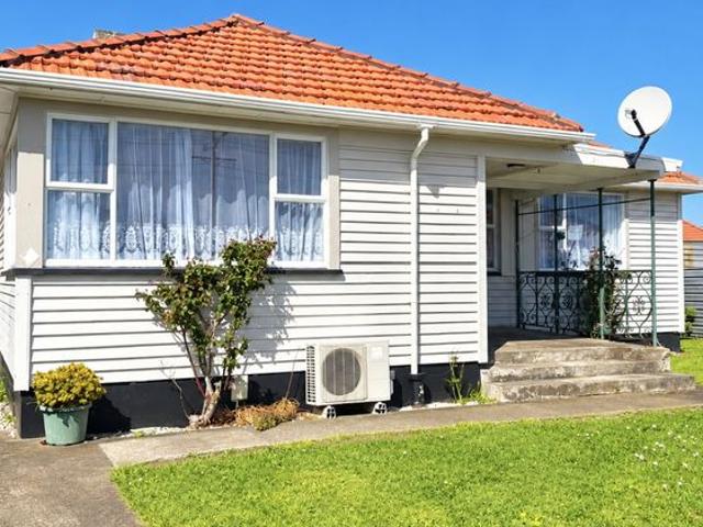 House for rent in Taranaki