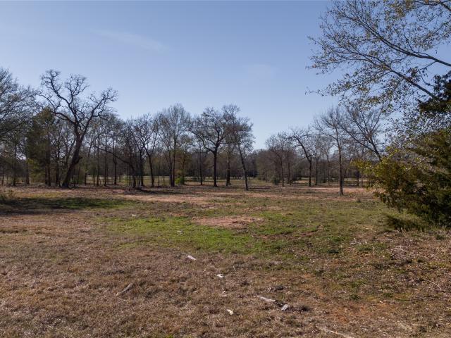 Land for sale in Midway, Texas