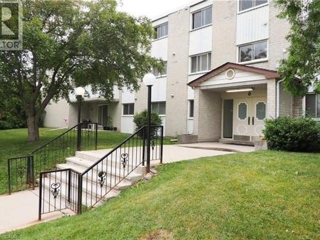 Condo for sale in Vanier, Kitchener