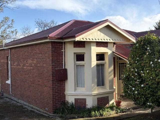 House for rent in Otakou