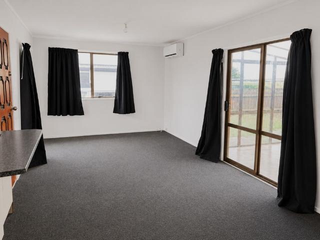 House for rent in Owhata
