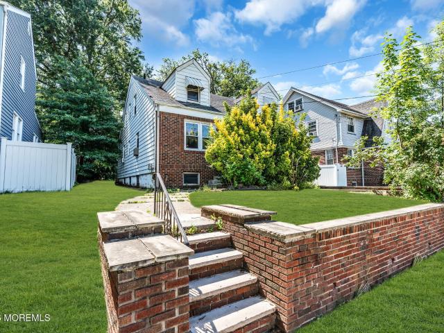 House for sale in Hudson, New Jersey