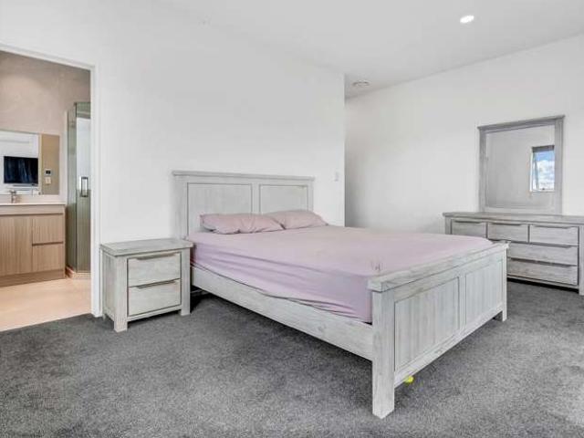 House for sale in Auckland