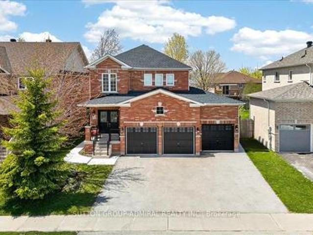 House for sale in Barrie, Ontario