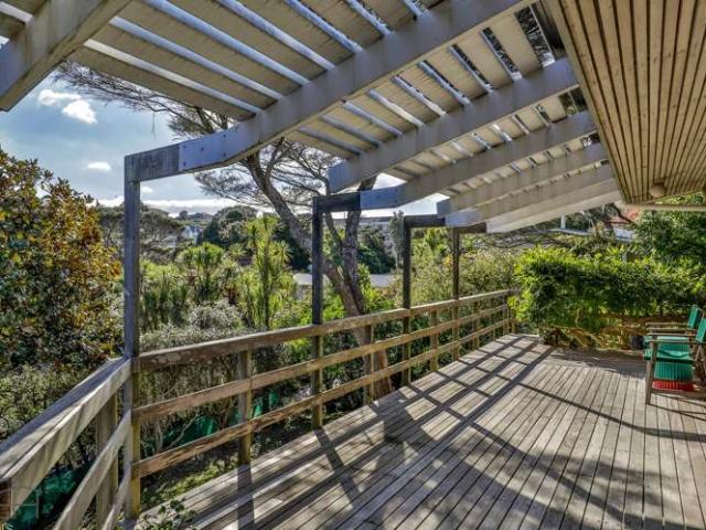 House for sale in Wairau Valley