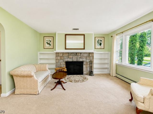 House for sale in Pequannock, New Jersey