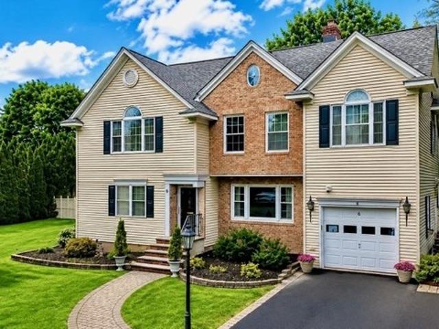 House for sale in Pequannock, New Jersey