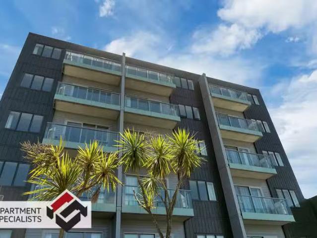 House for sale in Eden Terrace