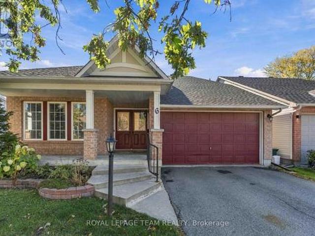 House for sale in Barrhaven East, Ottawa