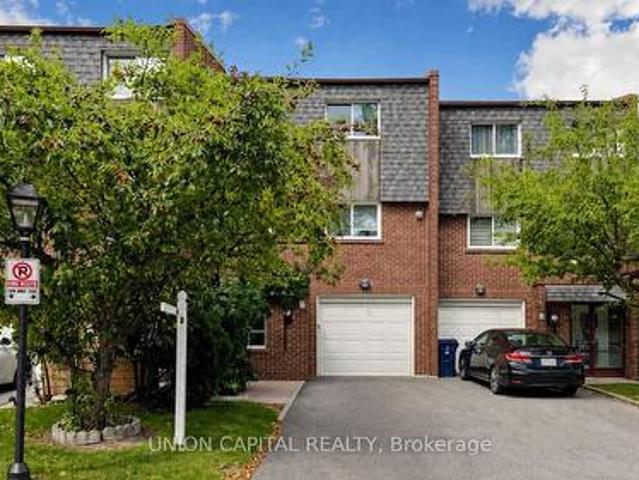 Townhouse for sale in Woburn, Ontario