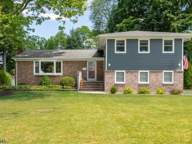 House for sale in New Providence, New Jersey
