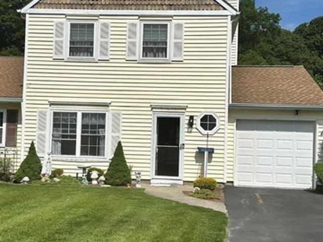 Condo for sale in Centereach, New York