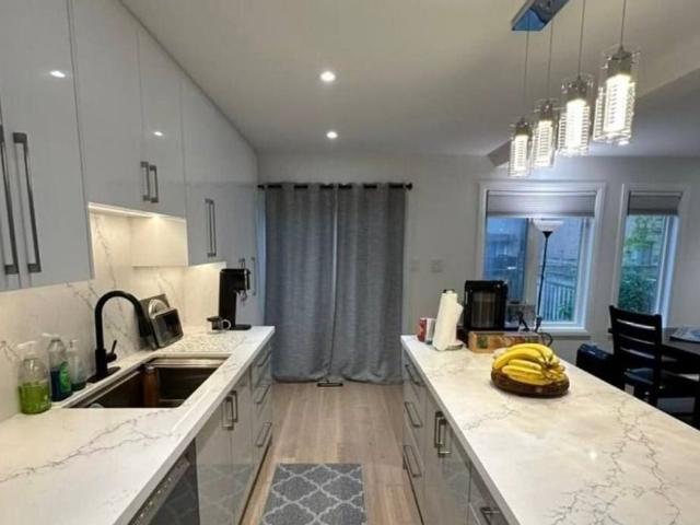 House for rent in Oak Ridges, Richmond Hill